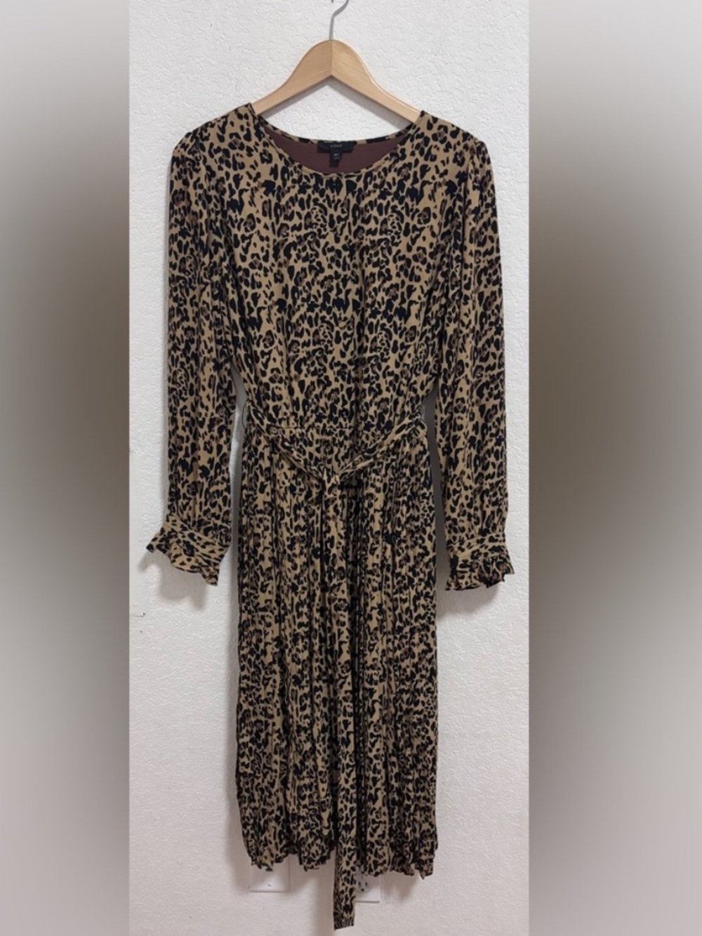 J. Crew leopard print long sleeve pleated midi dress 16 tall